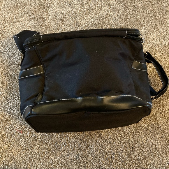 Gemline Insulated  Beverage  Cooler  Bag 12 “ Black Monogrammed  “D” NWOT - Picture 4 of 5